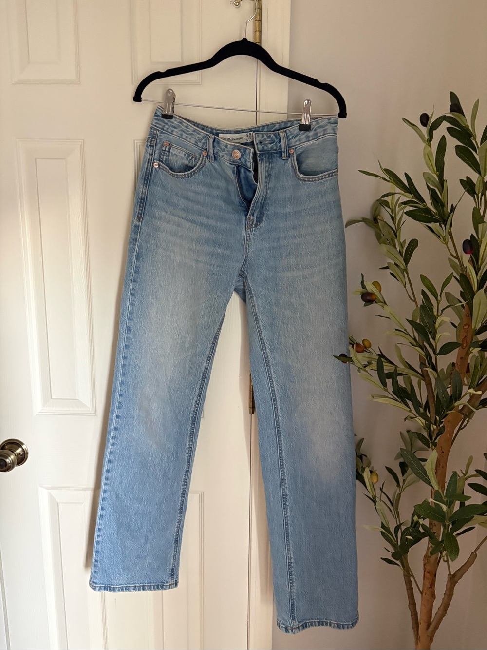 Stradivarius D98  Light Blue Straight-Leg Jeans